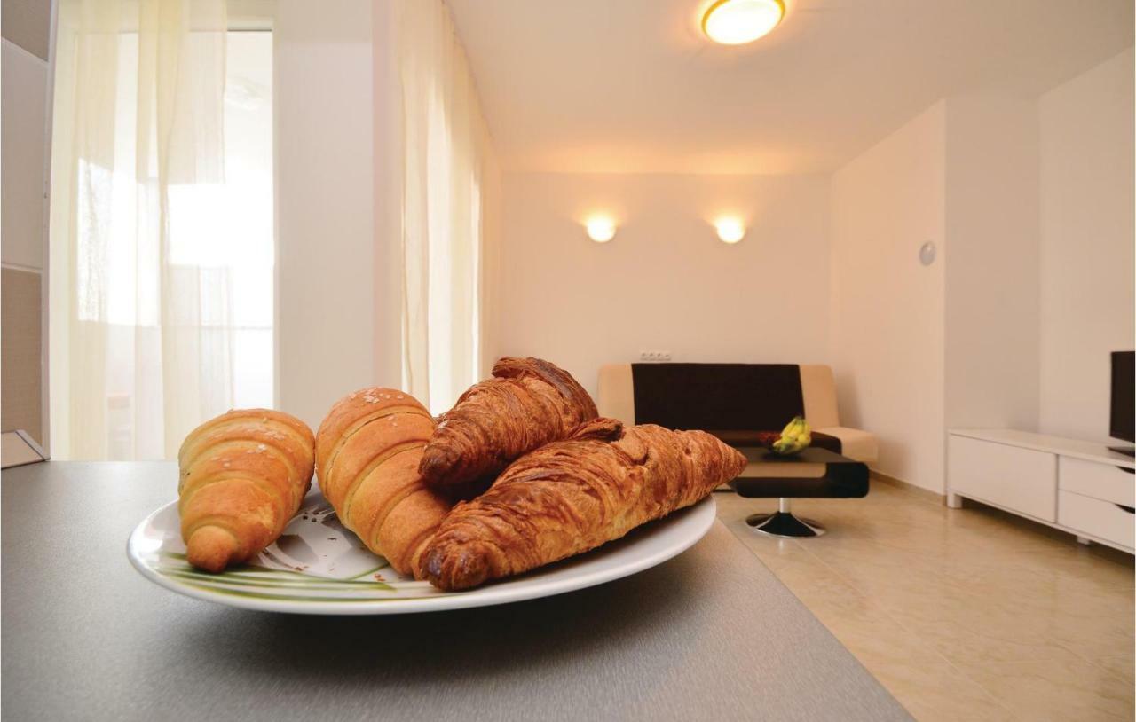 Apartment Mlasina-4 By Interhome نين المظهر الخارجي الصورة